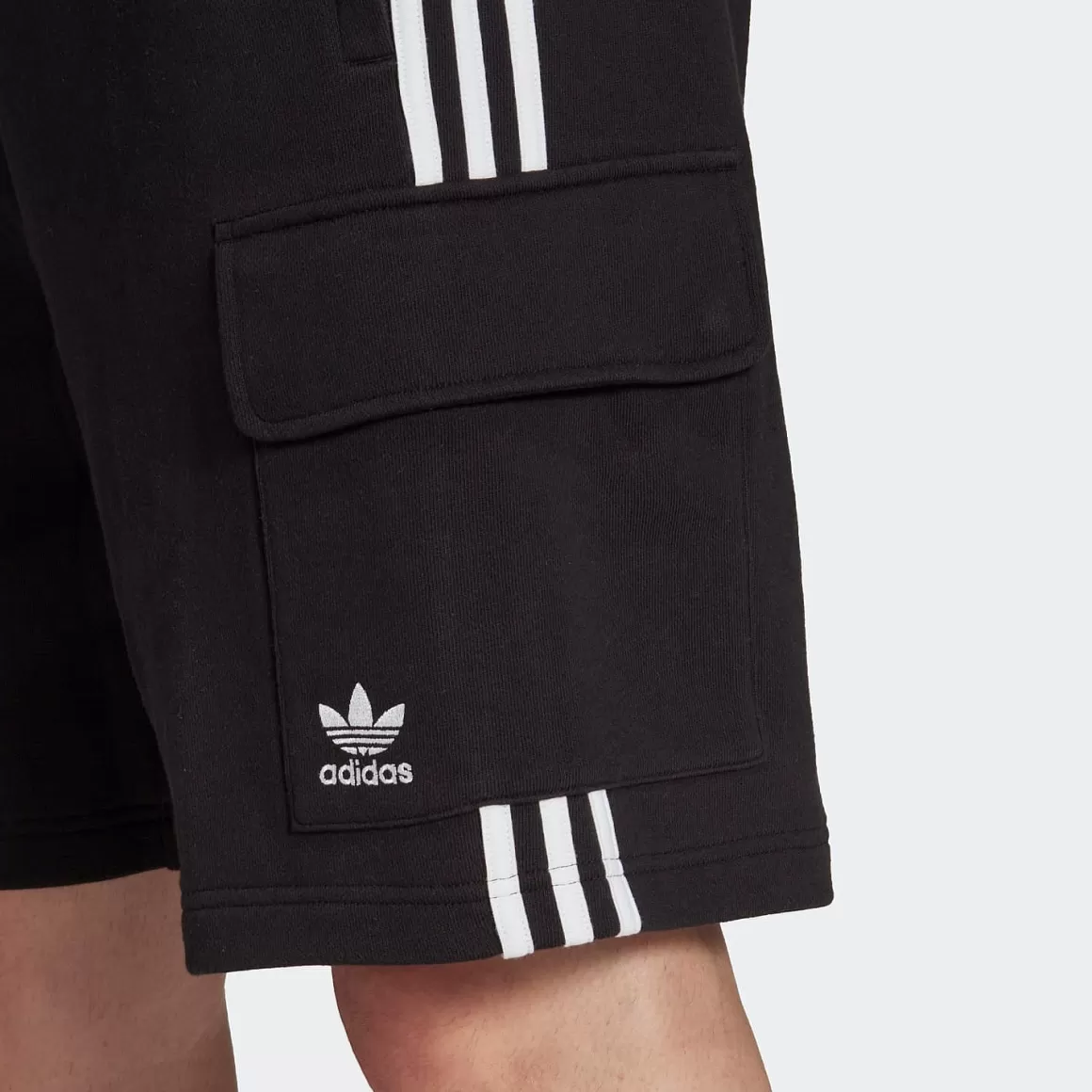 Adidas Originals Adicolor Classics 3-Stripes Cargo Shorts Fashion